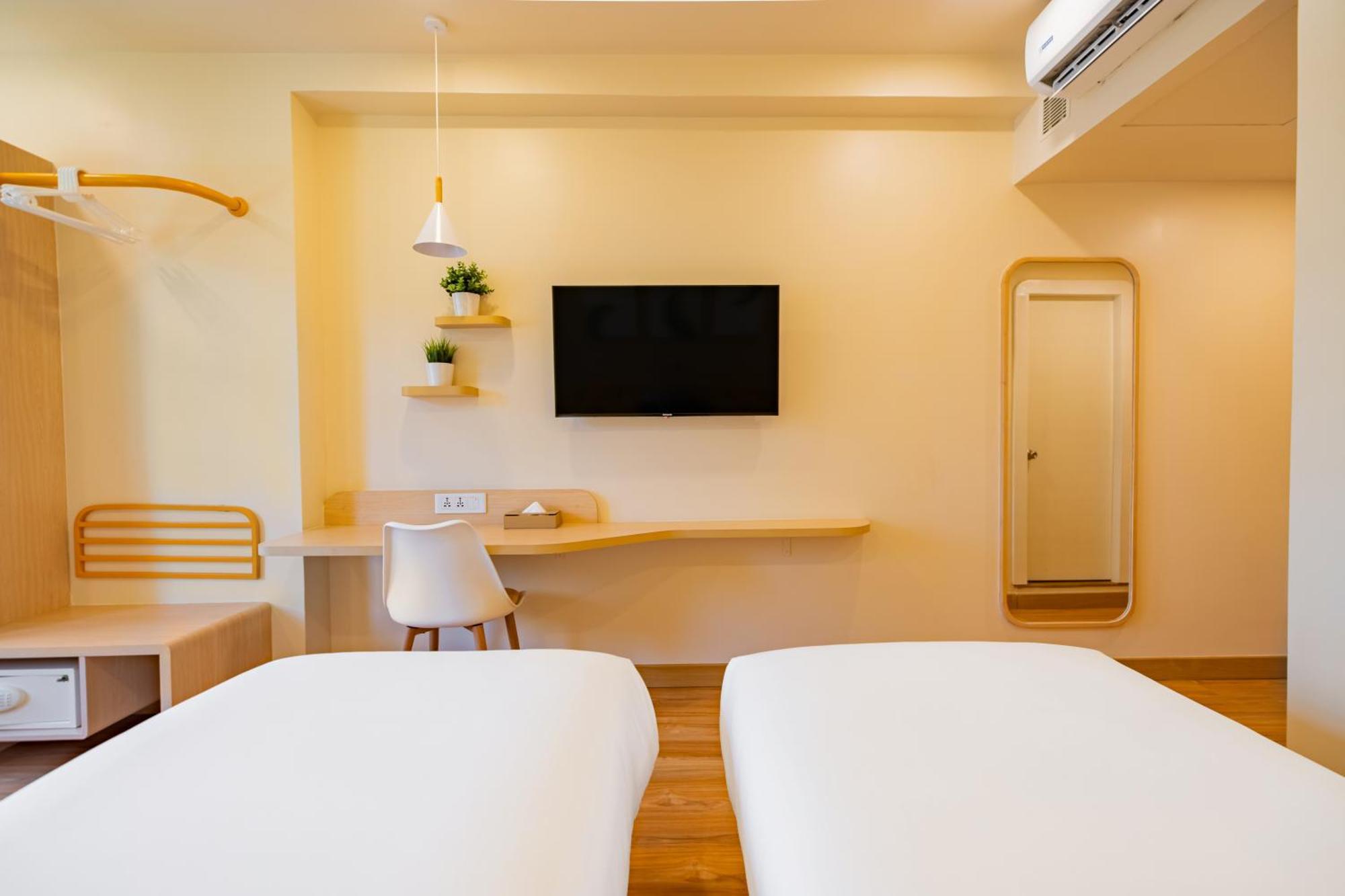 Bloom Hotel - Richmond Road بنغالور الغرفة الصورة