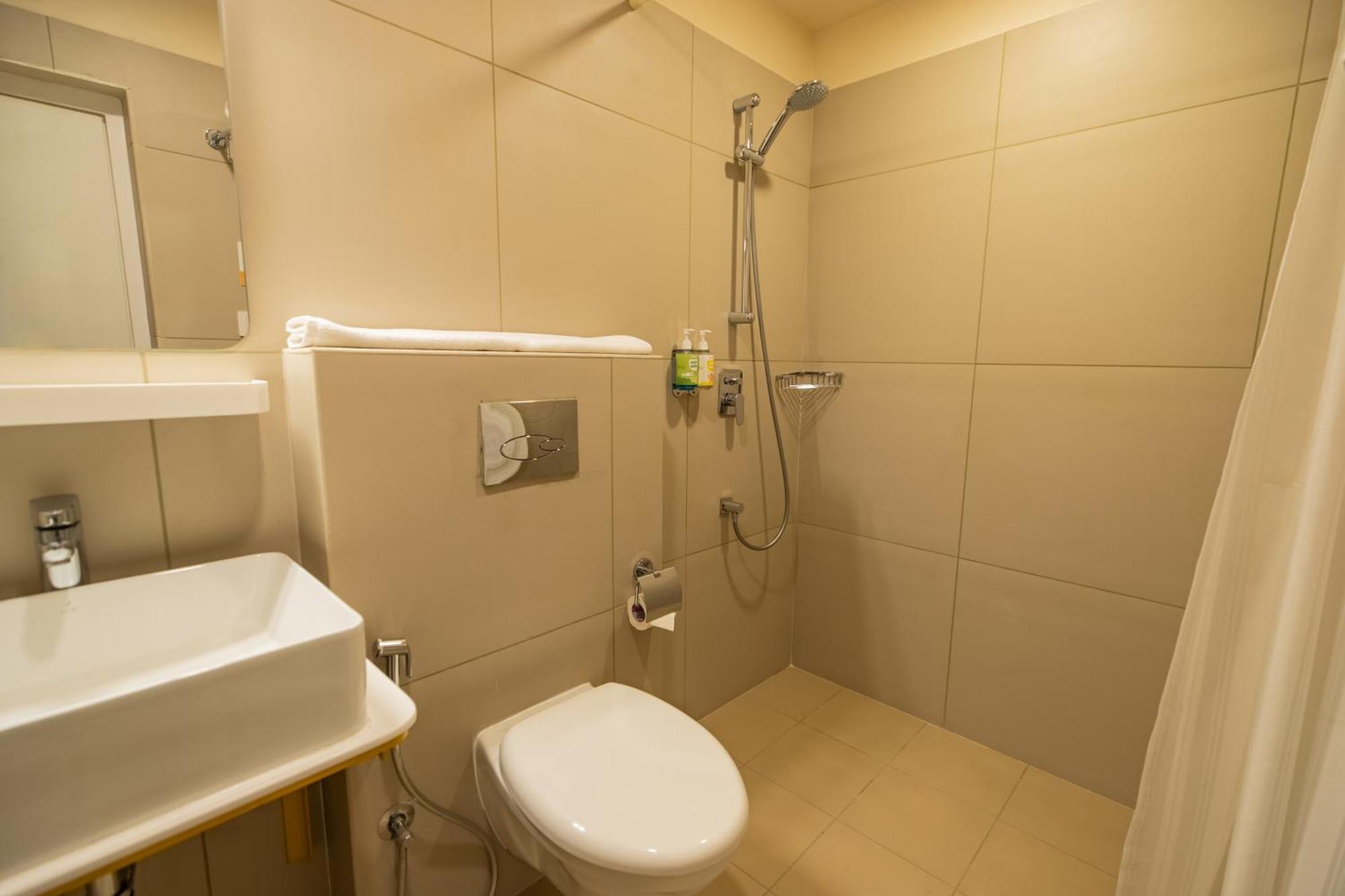 Bloom Hotel - Richmond Road بنغالور الغرفة الصورة